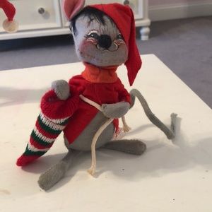 Anna Lee Christmas Dolls